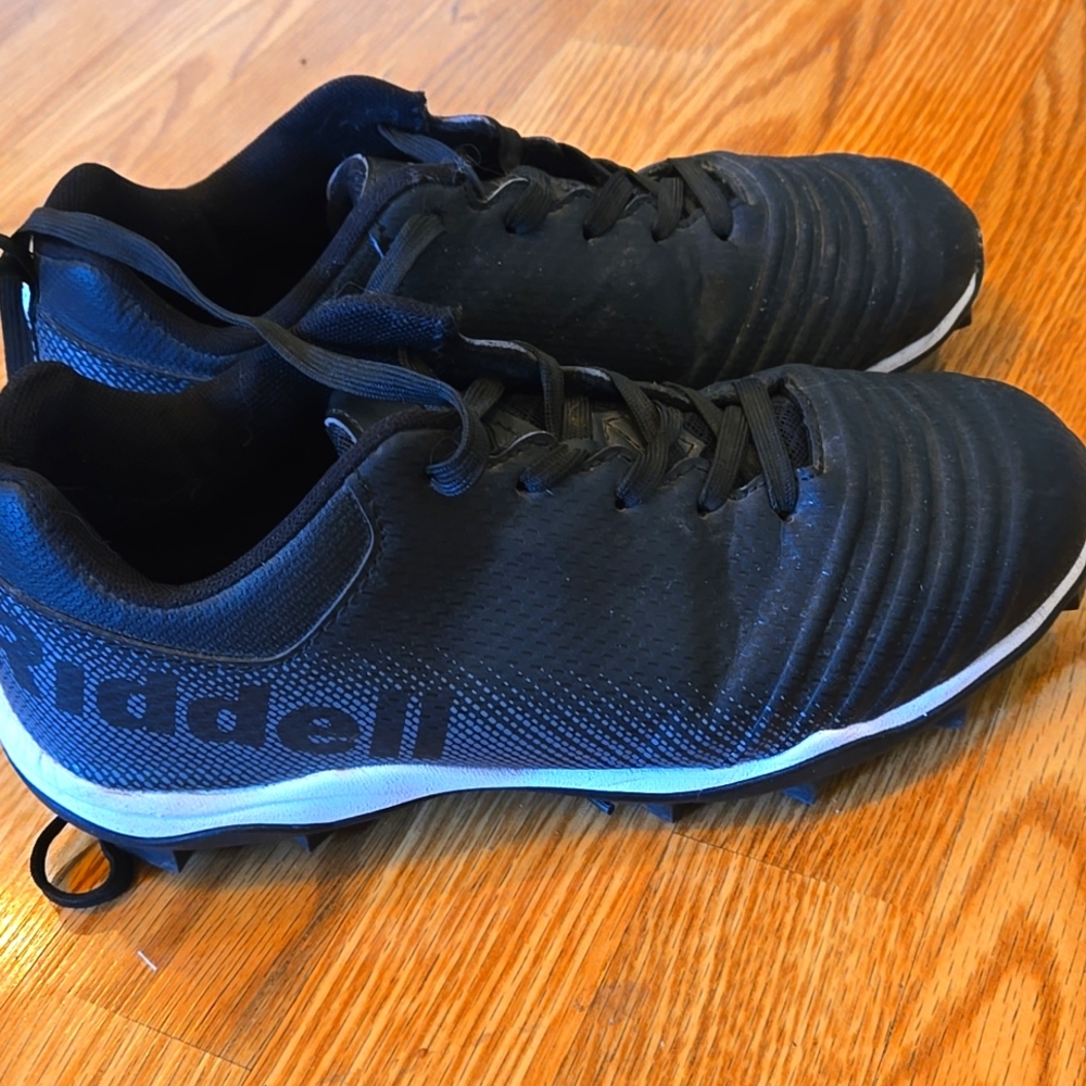 Riddell Edge Low Cut RM Men's Football Cleats